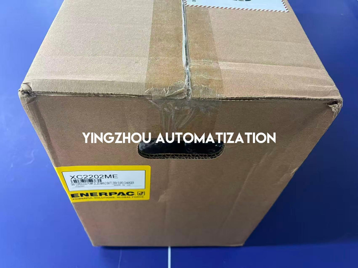 ENERPAC XC2202ME Cordless Hydraulic Pump 3/2 Manual Valve 122 in3 Usable Oil Batteries and Charger Included 230V-YingZhou Automatization