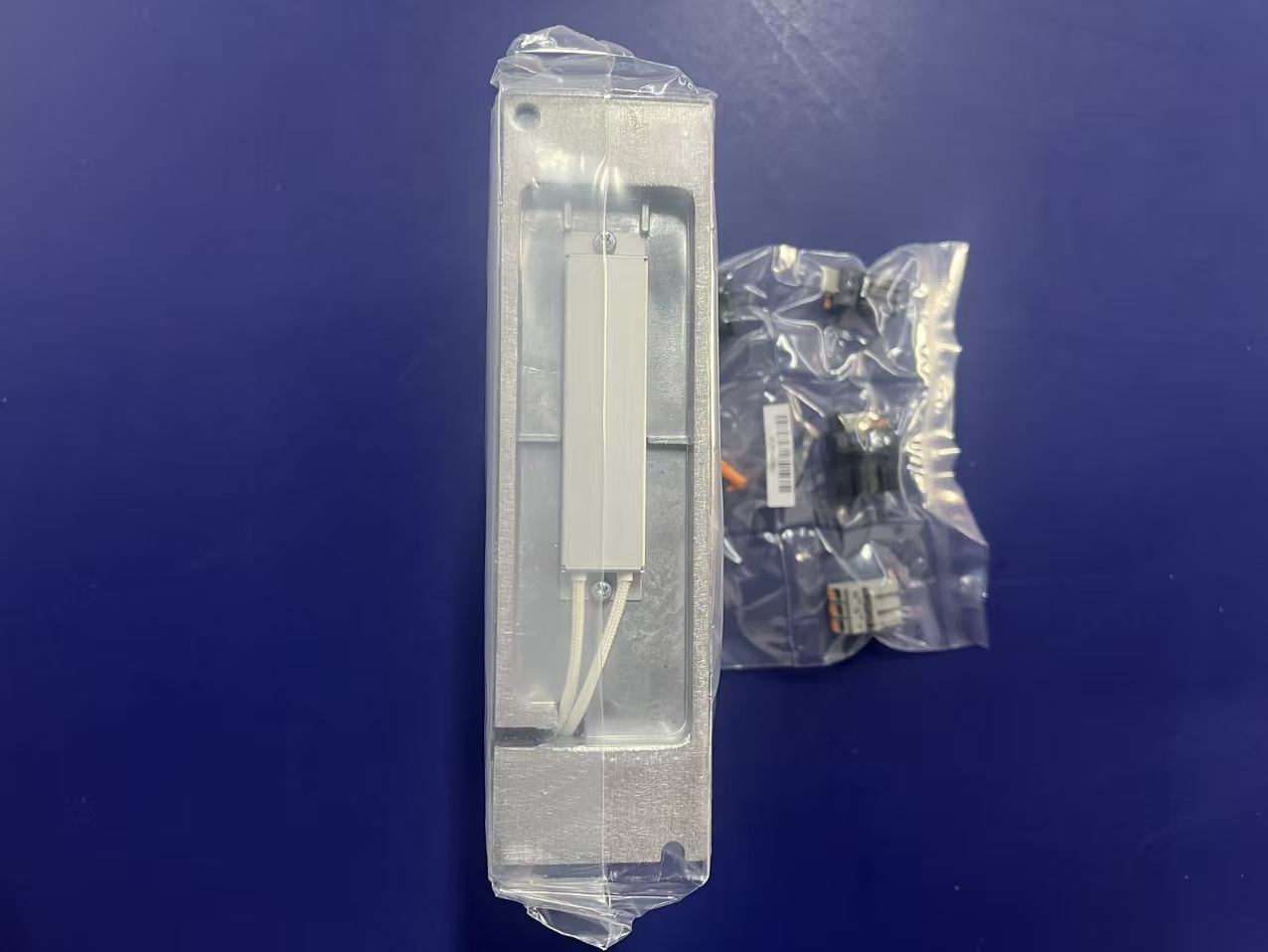 Delta ASD-A3-0721-L | ASDA-A3 Series AC Servo Drive | 750W 220V | High-Speed Pulse Train Type | 3.1kHz Bandwidth | Brand New Original