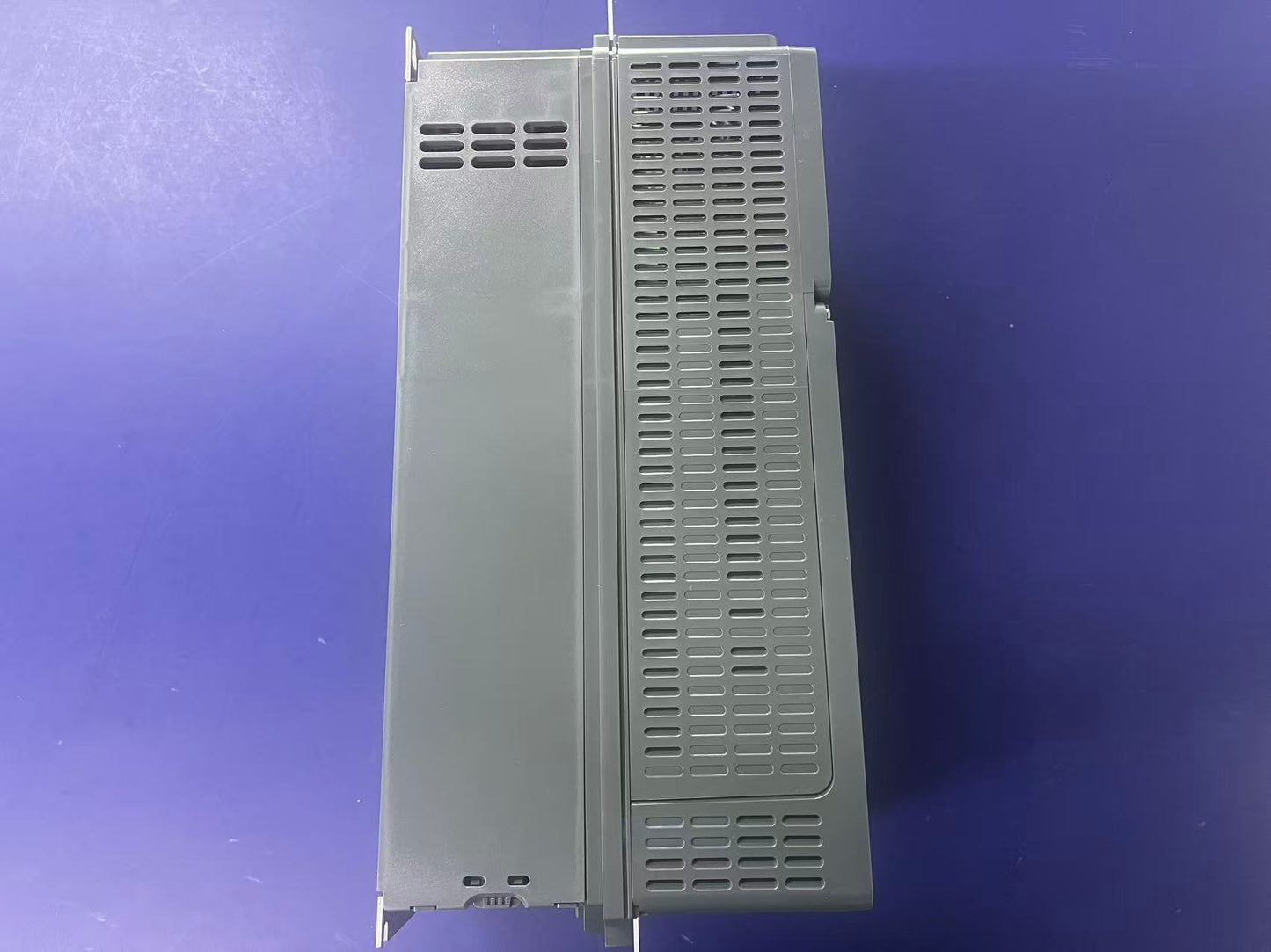 Schneider ATV610D18N4 | Altivar 610 VFD Inverter | 18.5kW 25HP | 38.5A Output | Three-Phase 380V-460V | Built-in EMC Filter | Brand New Original