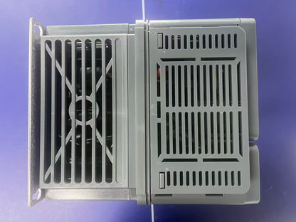 Schneider ATV610D18N4 | Altivar 610 VFD Inverter | 18.5kW 25HP | 38.5A Output | Three-Phase 380V-460V | Built-in EMC Filter | Brand New Original