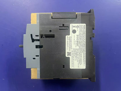 Siemens 3RV2031-4SA10 Circuit Breaker | SIRIUS 3RV2 Motor Starter Protector 3-Pole | Brand New Original