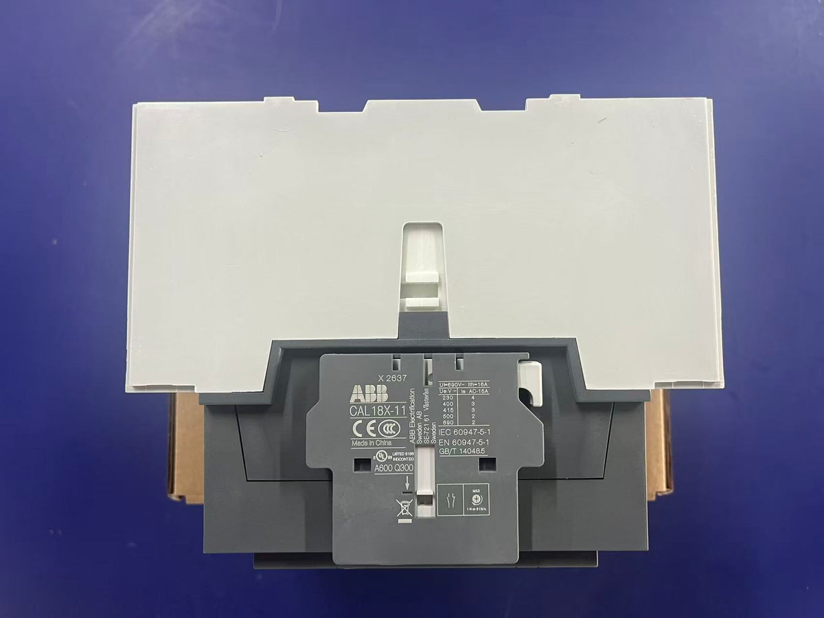 ABB 1SFL501074R8411 AX205-30-11-84 205A 110V AC 3-Pole Power Contactor