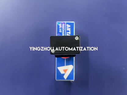 AirTAC M3PL210-08 | M3 Series | 3/2 Way Latching Latch-Button Manual Valve | 1/4" Port Size | Mechanical Directional Control Valve | Brand New Original-YingZhou Automatization