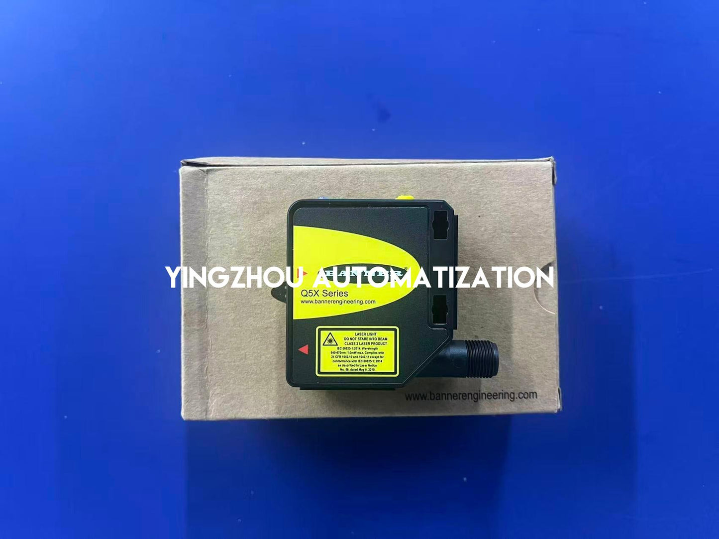 Banner Q5XKULAF3000-Q8 Laser Sensor - Q5X Series, 3000mm Range, 0-10V Analog, IO-Link-YingZhou Automatization