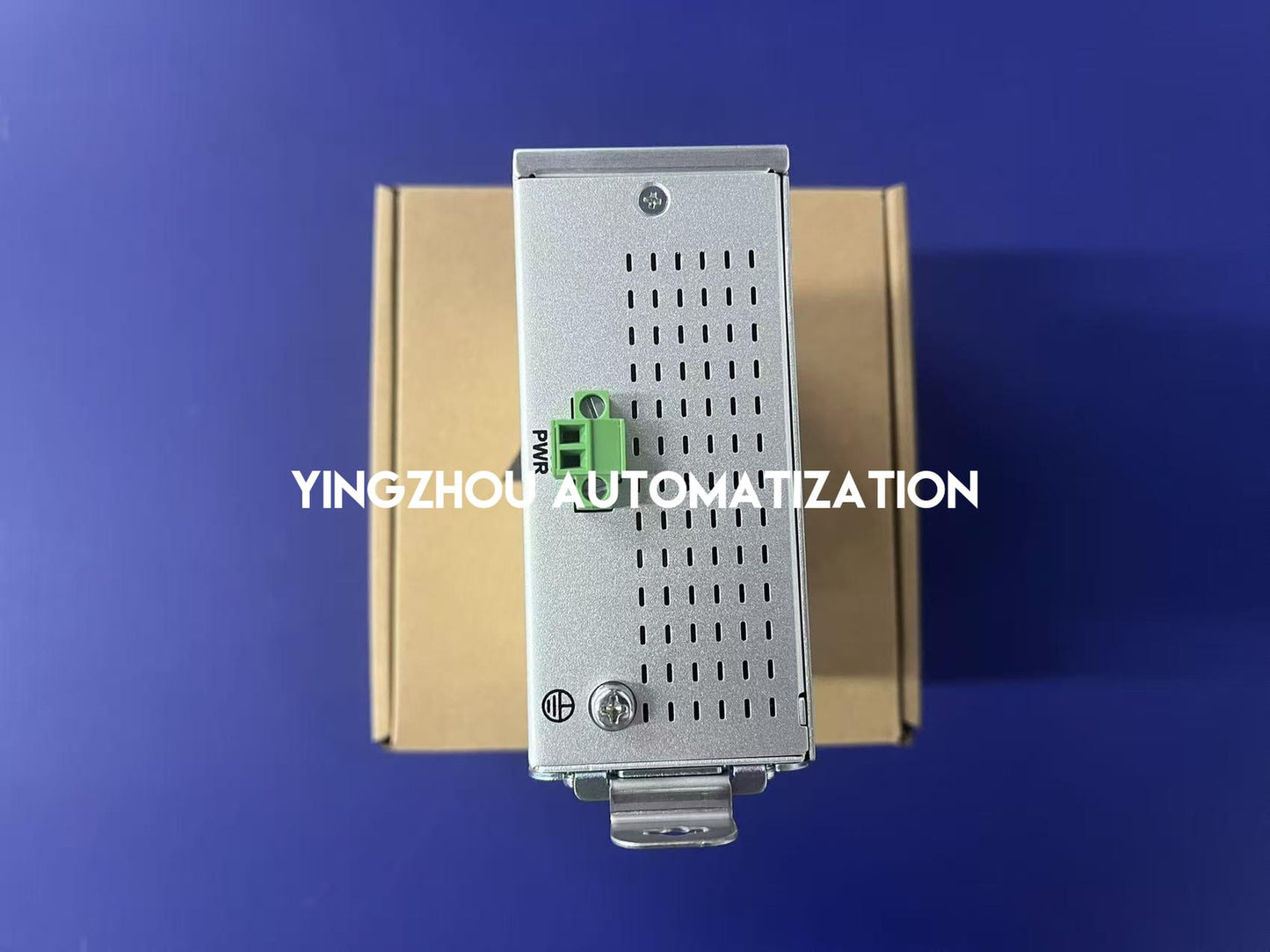 Delta DVS-008I00 Network Switch Unmanaged 8 Ports IP40-YingZhou Automatization