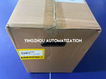 ENERPAC XC2202ME Cordless Hydraulic Pump 3/2 Manual Valve 122 in3 Usable Oil Batteries and Charger Included 230V-YingZhou Automatization