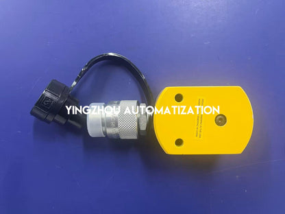 Enerpac RSM100 RSM-Series 10 Ton Flat-Jac Hydraulic Cylinder 0.44 in Stroke-YingZhou Automatization