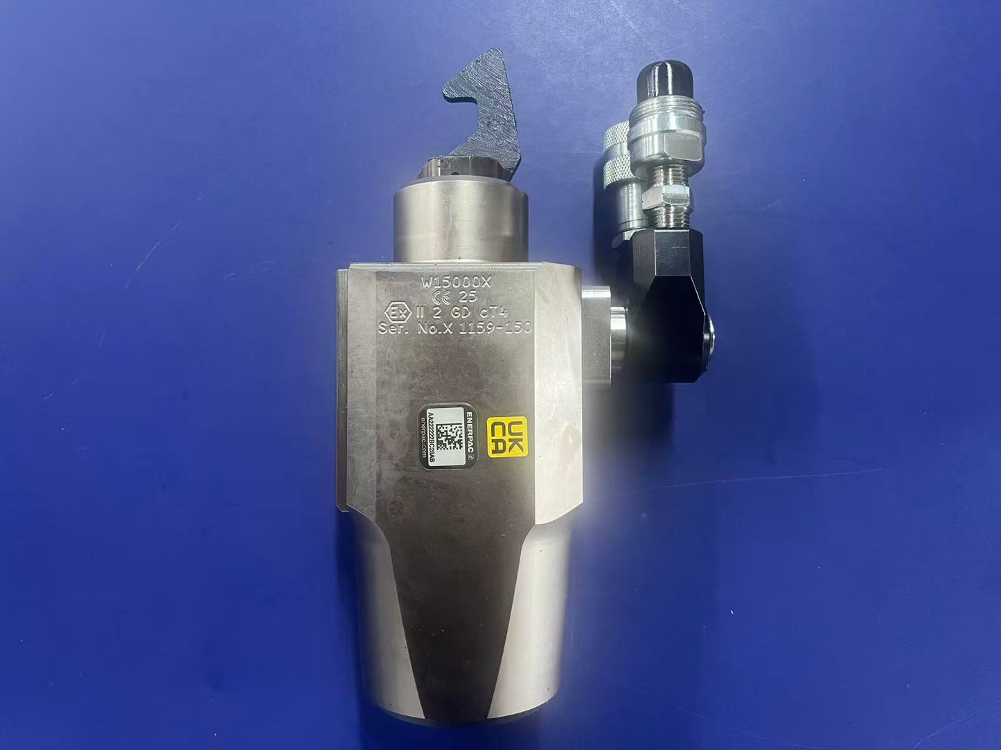 Enerpac W15000X | Low Profile Hydraulic Torque Wrench Drive Unit | 15000 ft-lb Capacity | Ultra-High Pressure Heavy Duty | Brand New Original-YingZhou Automatization