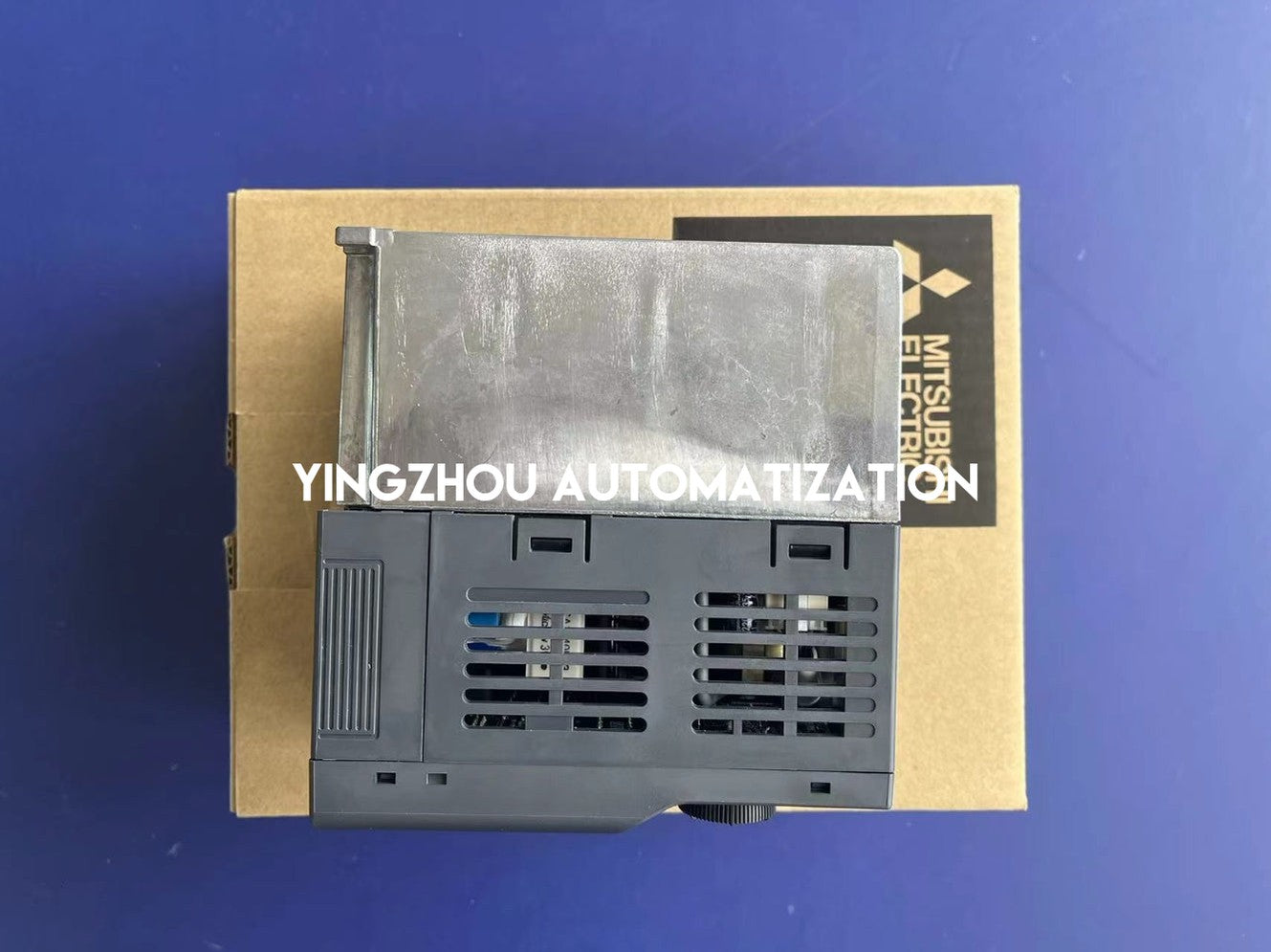 Mitsubishi Electric FR-D700 VFD - 0.75kW (1HP), 4.2A, 200-240V 3-Phase | FR-D720-0.75K-YingZhou Automatization