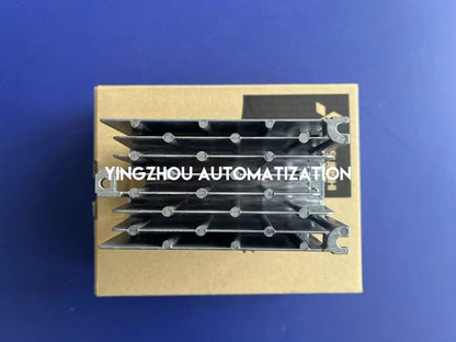 Mitsubishi Electric FR-D700 VFD - 0.75kW (1HP), 4.2A, 200-240V 3-Phase | FR-D720-0.75K-YingZhou Automatization