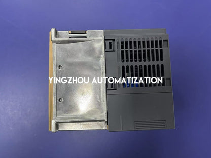Mitsubishi Electric FR-D700 VFD - 2.2kW (3HP), 5.0A, 380-480V 3-Phase | FR-D740-2.2K-CHT-YingZhou Automatization