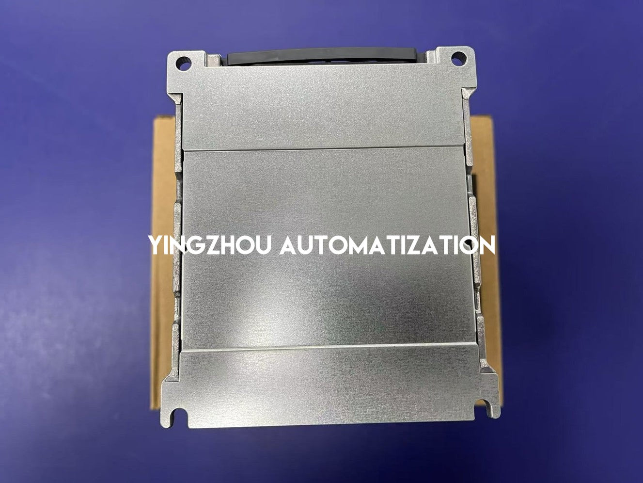 Mitsubishi Electric FR-D700 VFD - 2.2kW (3HP), 5.0A, 380-480V 3-Phase | FR-D740-2.2K-CHT-YingZhou Automatization