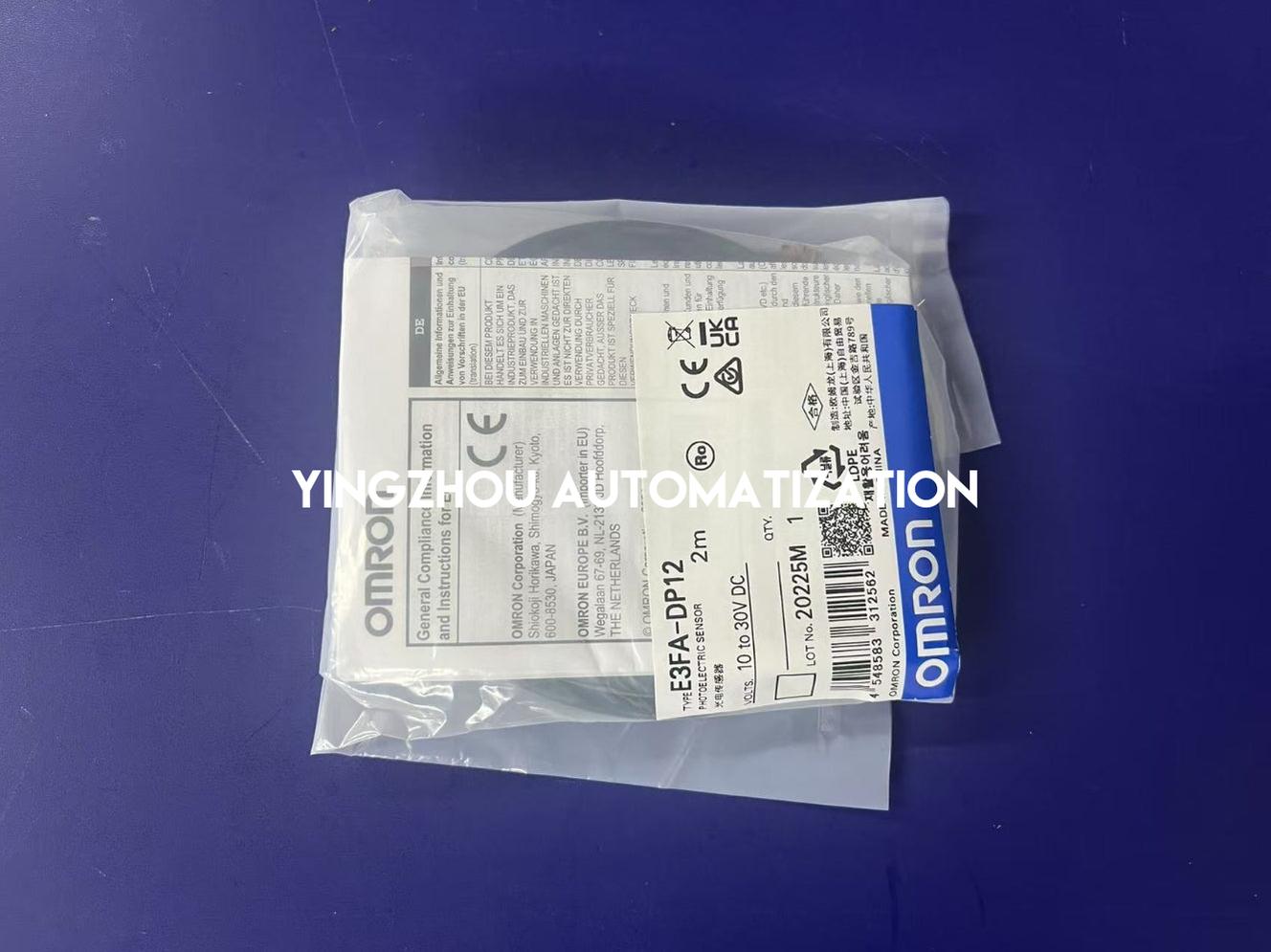 Omron E3FA-DP12 Diffuse-Reflective Photoelectric Sensor | M18 Plastic, 300mm, PNP, M12 Connector-YingZhou Automatization
