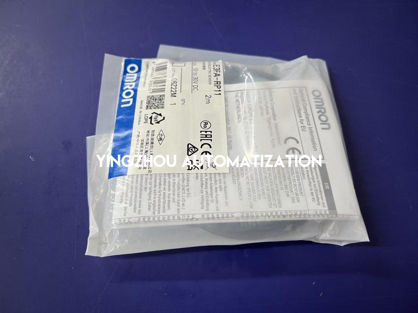 Omron E3FA-RP11 Retro-reflective Photoelectric Sensor | M18 Plastic, 4m Range, PNP, 2m Cable-YingZhou Automatization