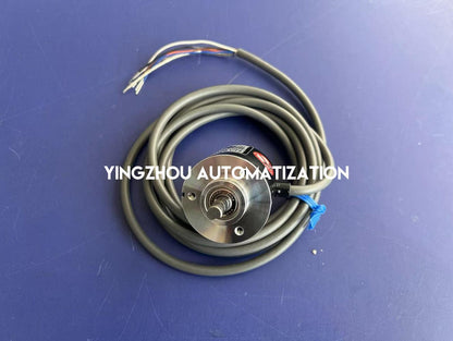 Omron E6B2-CWZ6C Rotary Encoder | Incremental, NPN Open Collector, 40mm Diameter, E6B2 Series, Brand New Original-YingZhou Automatization