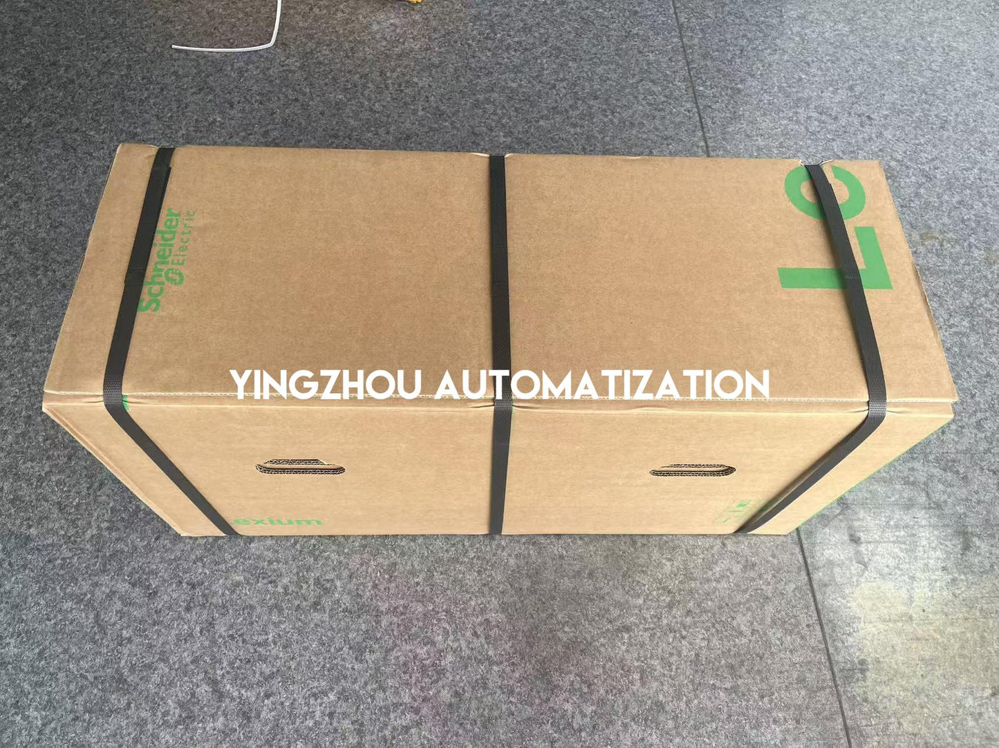 Schneider PacDrive SH31404P02F2000 Servo Motor | SH3 Series, High Dynamic Performance, 140mm Flange, Integrated Encoder | Brand New Original-YingZhou Automatization