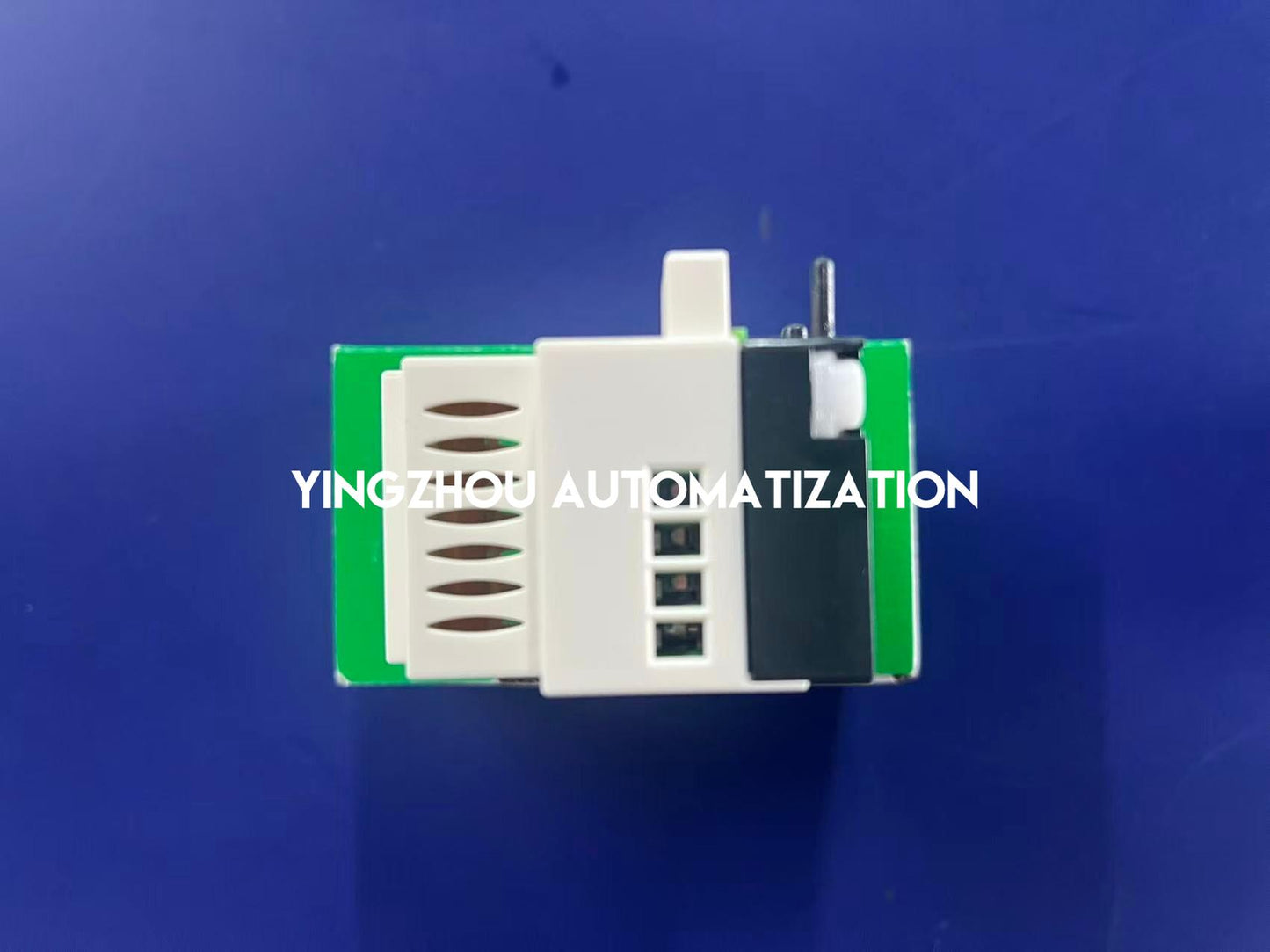 Schneider SR3XT43BD Zelio Logic Analog Expansion Module | 2 Inputs / 2 Outputs | 24V DC-YingZhou Automatization